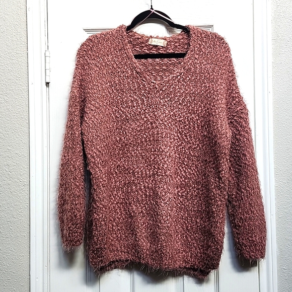 Altar'd State Mauve Pull-over V-neck Sweater, Size M/L - Picture 4 of 8